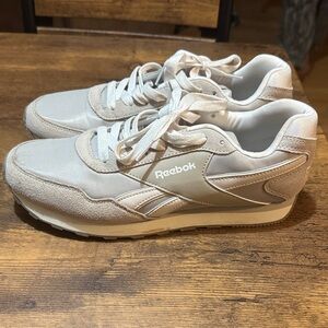 Reebok Classic Low-Top Sneakers in Light Beige and Off-White